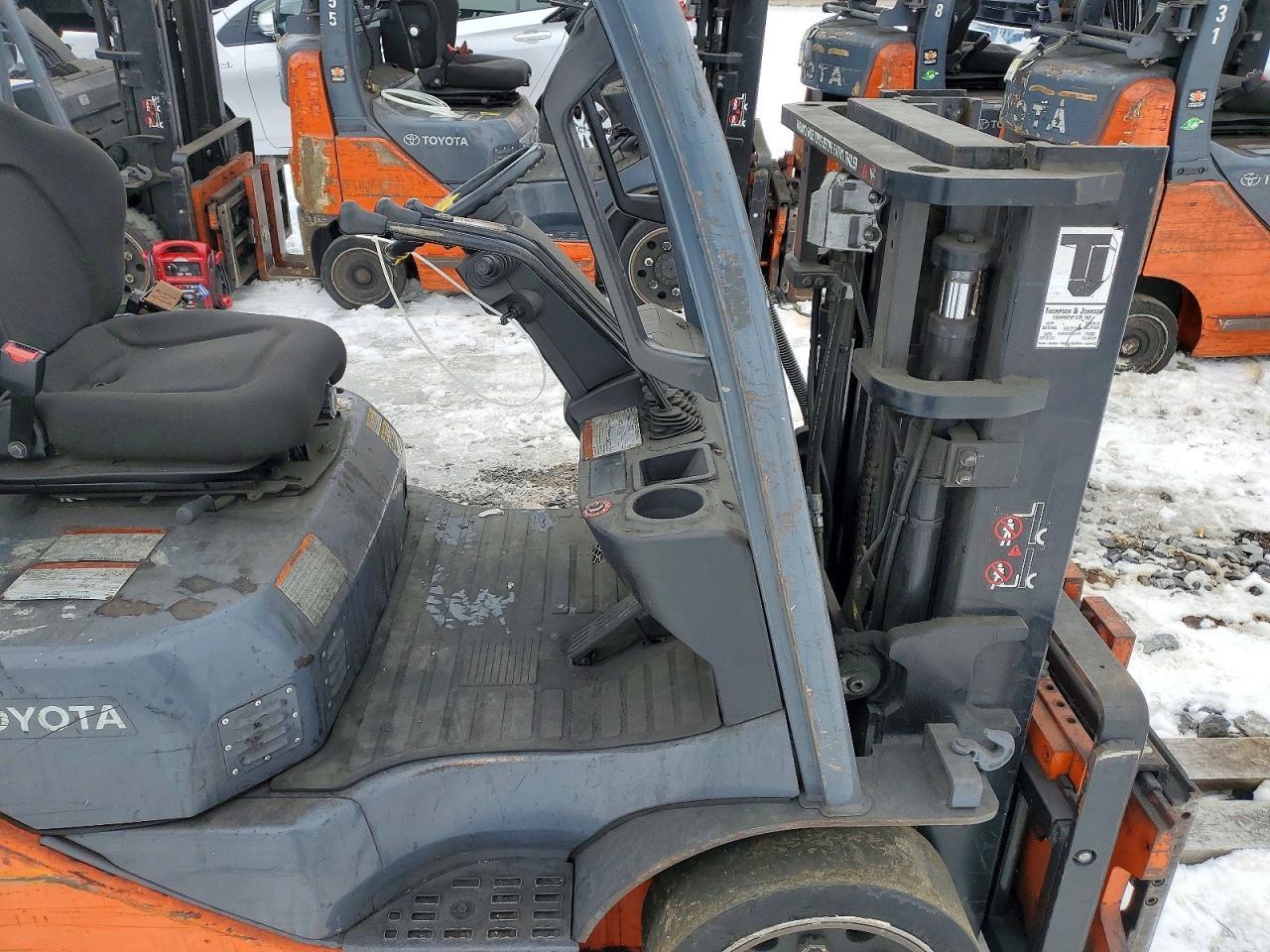 2014 Toyt Forklift-Forklift