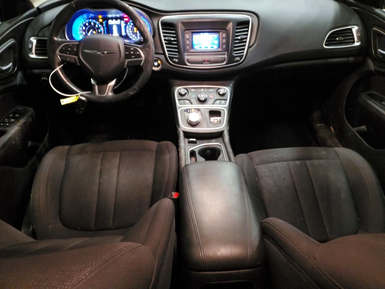 2017 Chrysler 200 lx