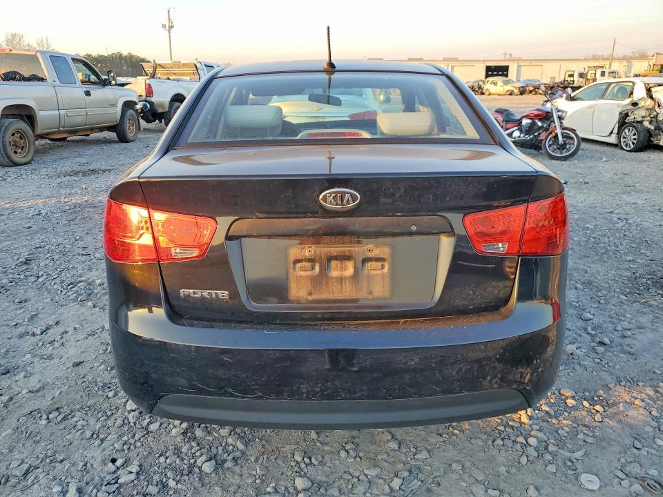 2013 KIA Forte lx