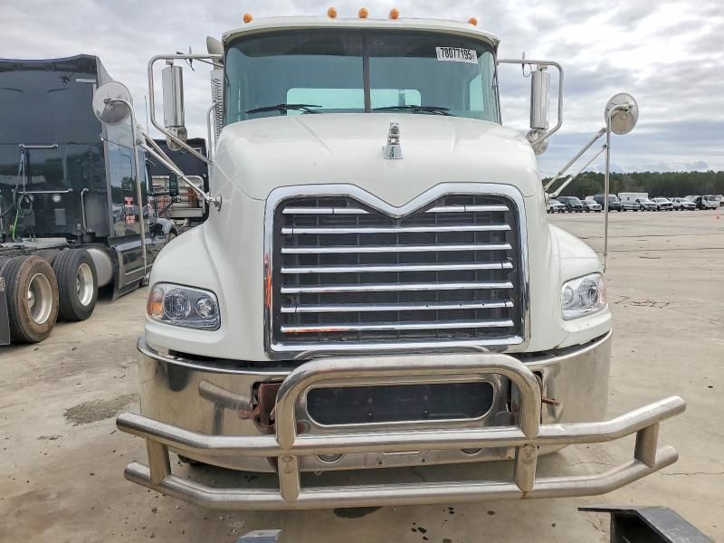 2017 Mack Cxu613 Semi Truck
