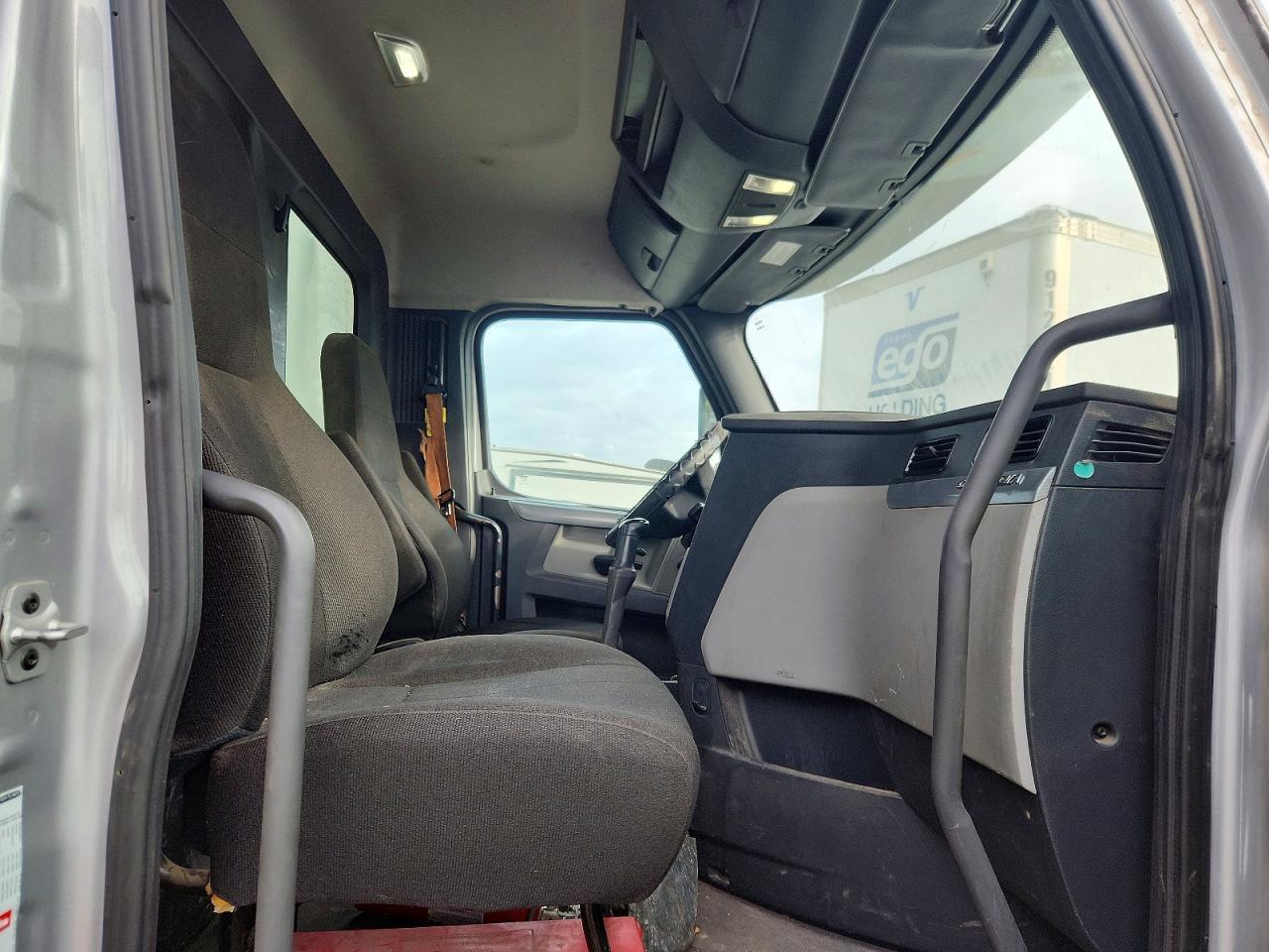 2022 Freigliner 2022 Freightliner Cascadia 126 Semi Truck