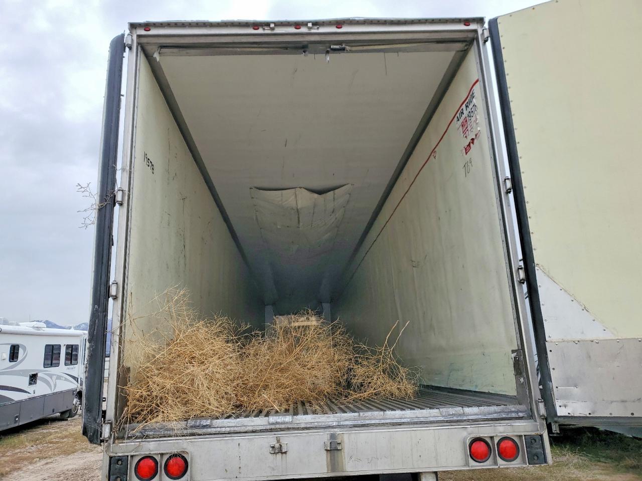 2012 Commander Trailer