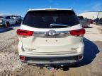 2018 Toyota Highlander se