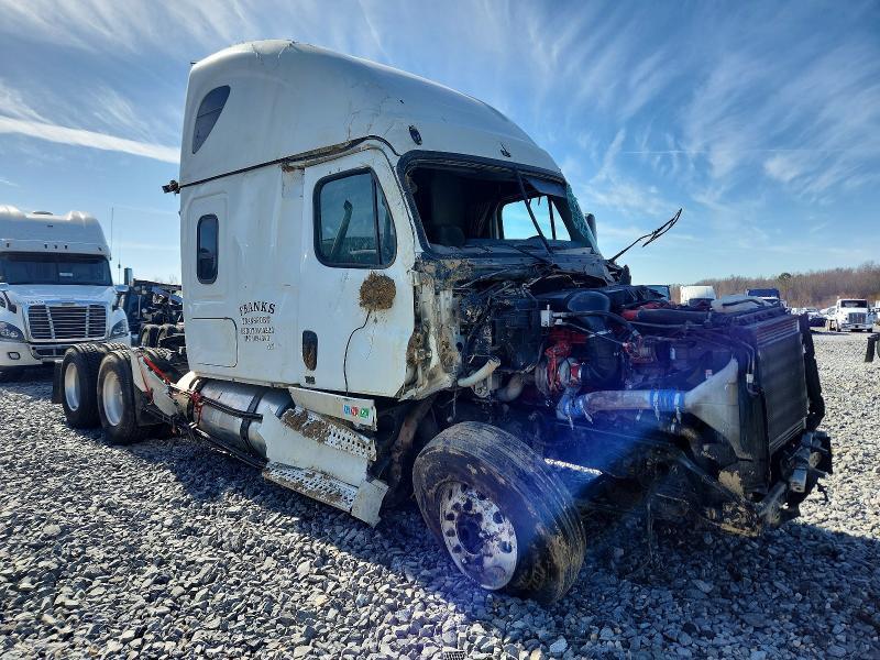 2016 Freigliner 2016 Freightliner Cascadia 125 Semi Truck