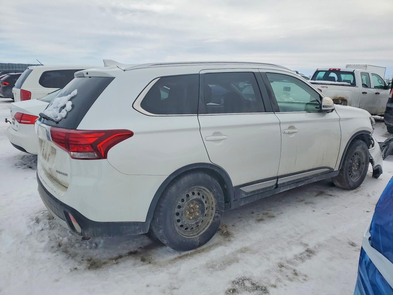 2018 Mitsubishi Outlander es