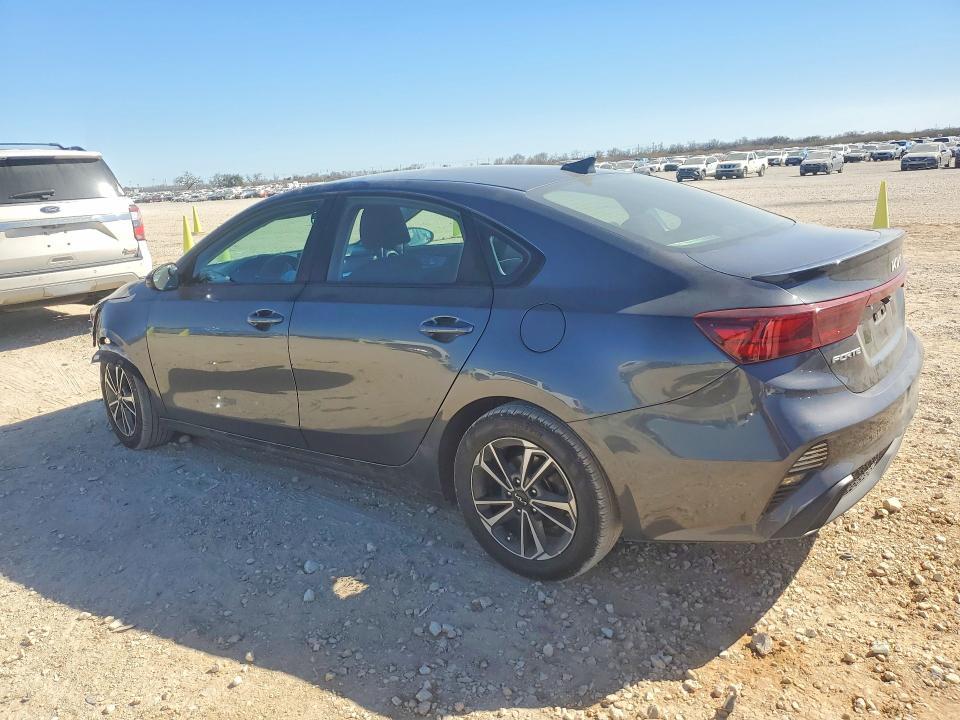2024 KIA Forte lxs