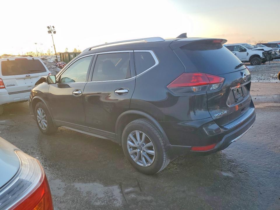 2018 Nissan Rogue s