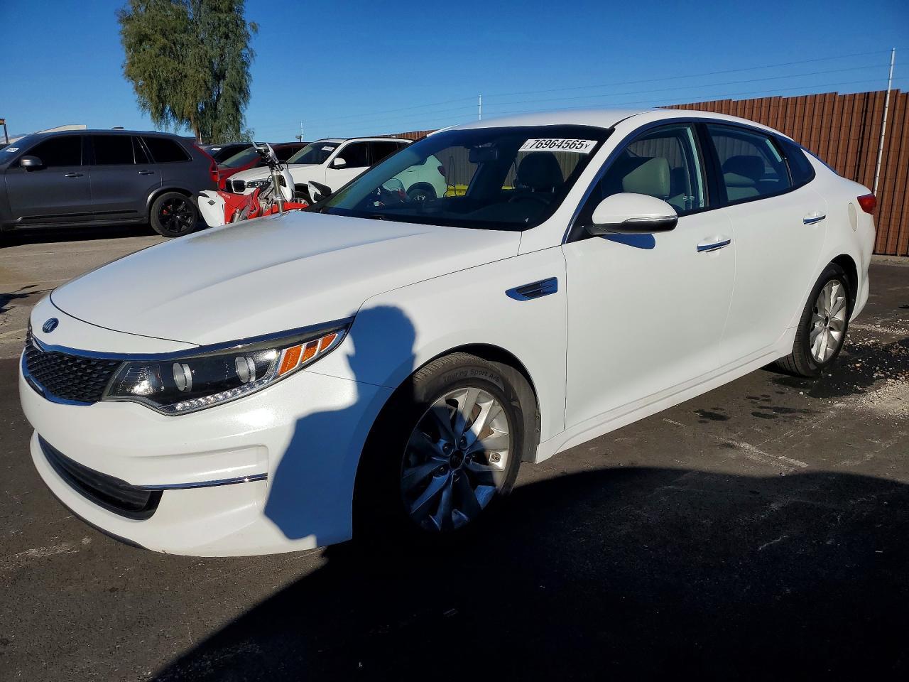 2016 KIA Optima ex