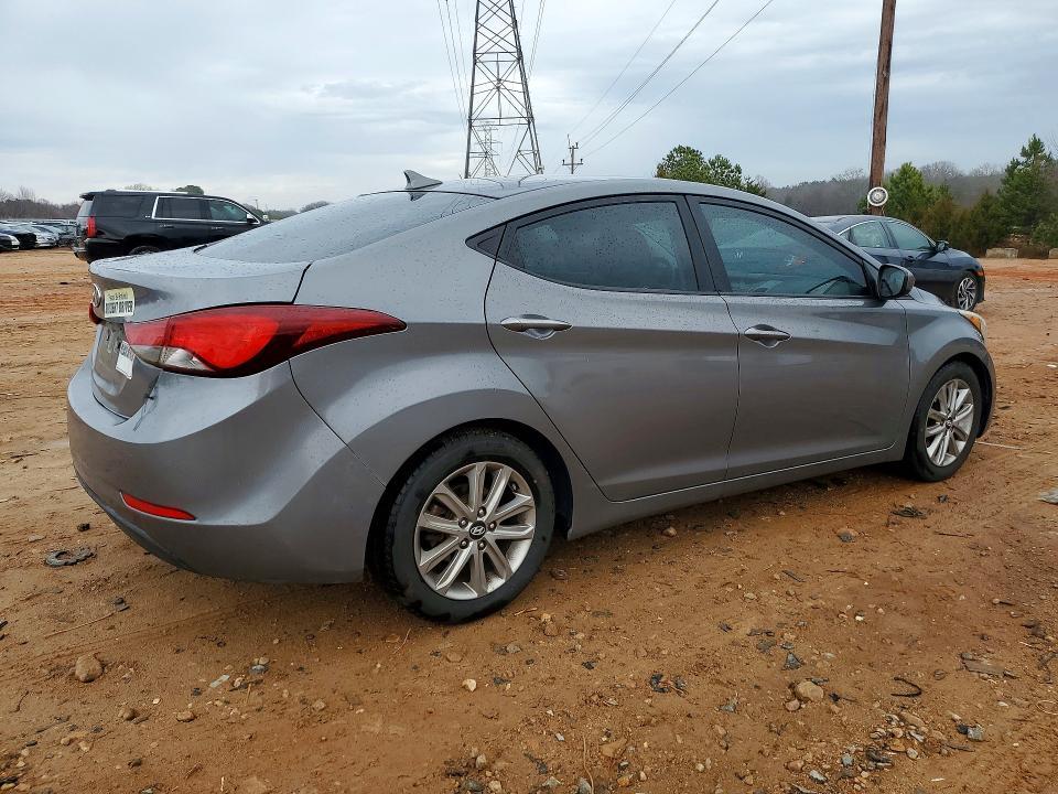 2014 Hyundai Elantra se
