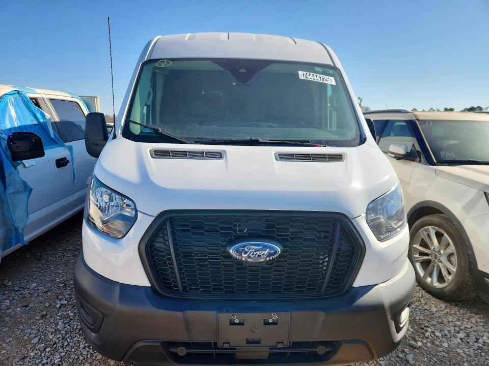 2021 Ford Transit T-150