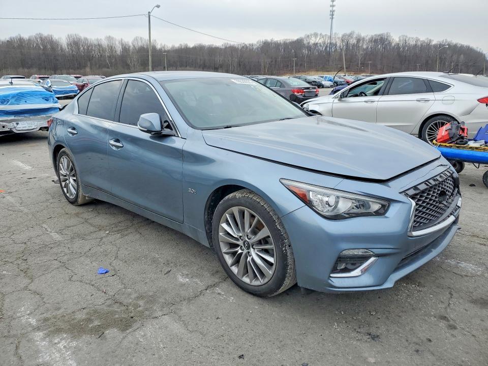2018 Infiniti Q50 Luxe