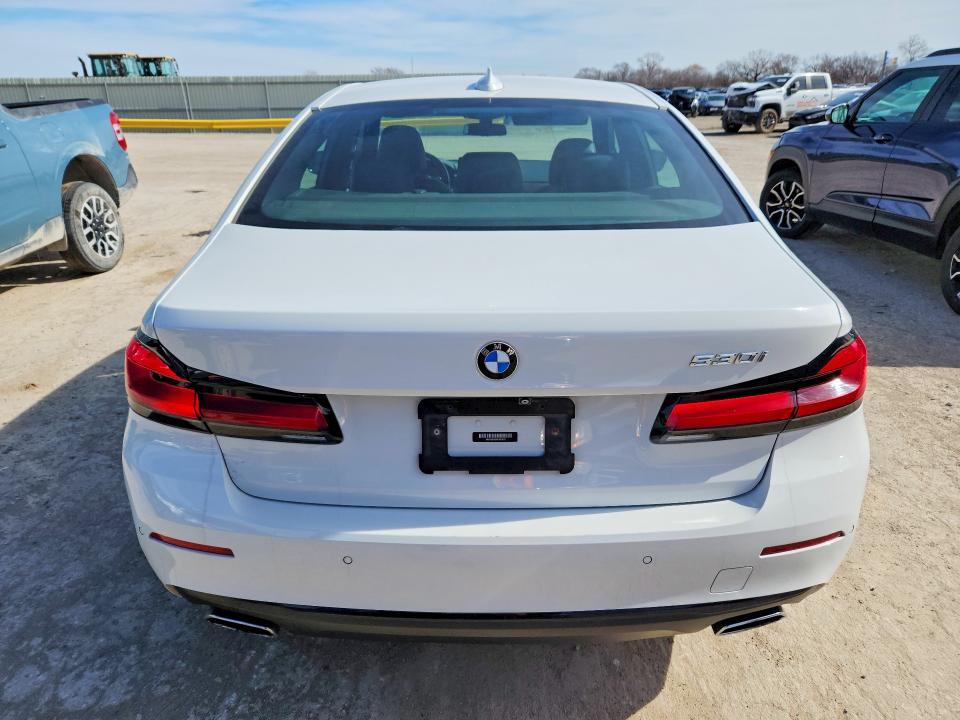 2021 BMW 530 i