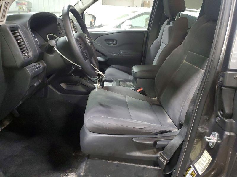 2022 Nissan Frontier s