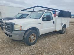 Salvage trucks for sale at Des Moines, IA auction: 2005 Ford F250 Super Duty Utility / Service Truck