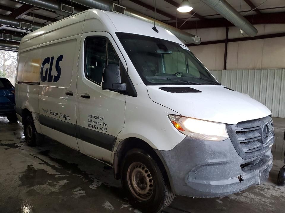 2020 Mercedes-Benz 2020 Mercedes Benz Sprinter 2500 Delivery van