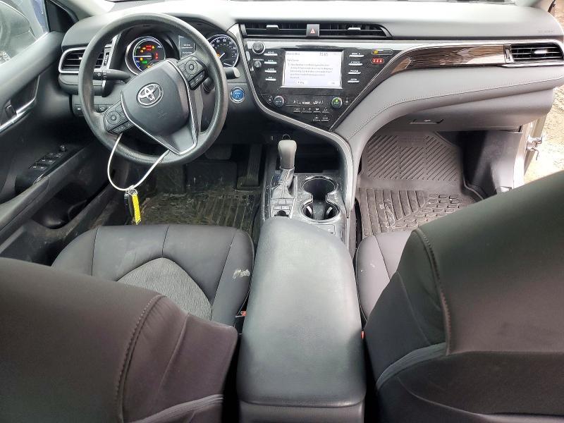 2019 Toyota Camry le
