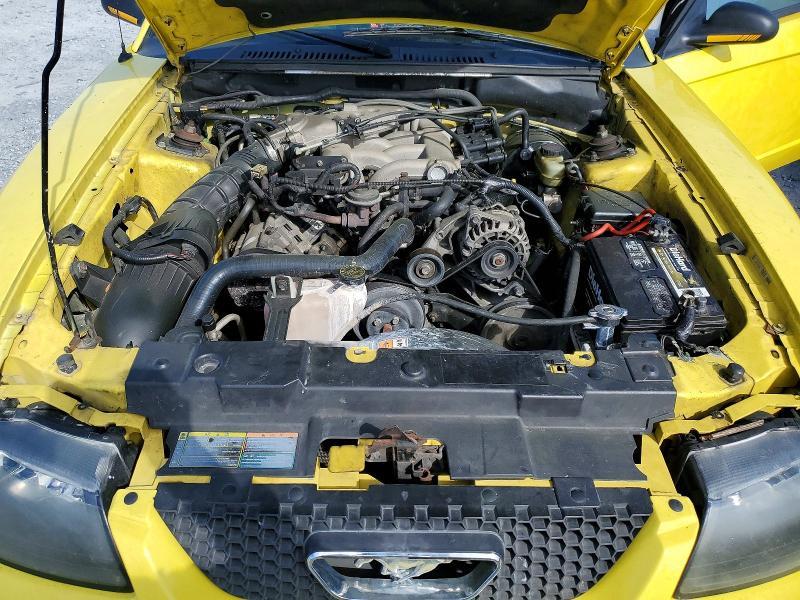 2001 Ford Mustang