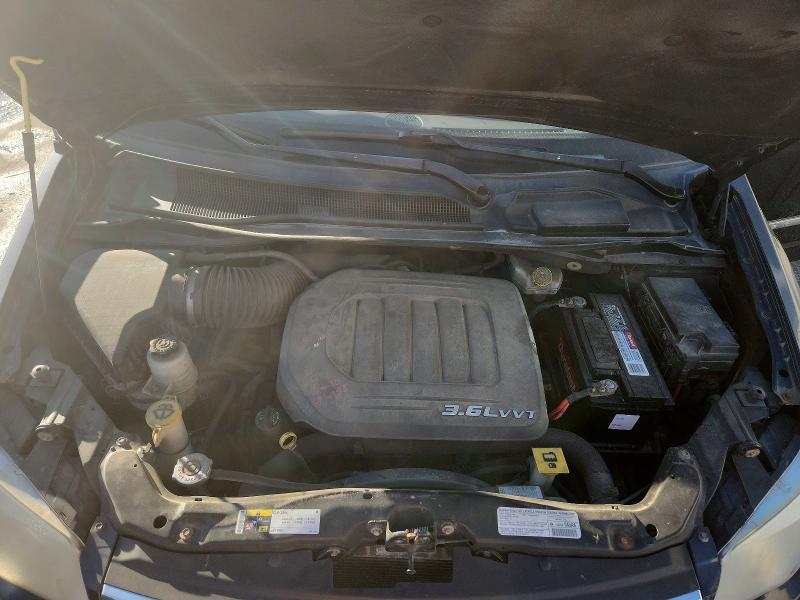 2013 Chrysler Town & Country Touring