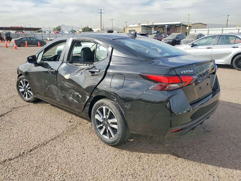 2025 Nissan Versa sv