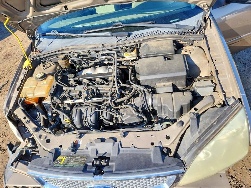 2005 Ford Focus ZX4