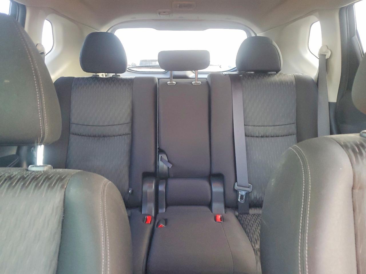 2019 Nissan Rogue sv