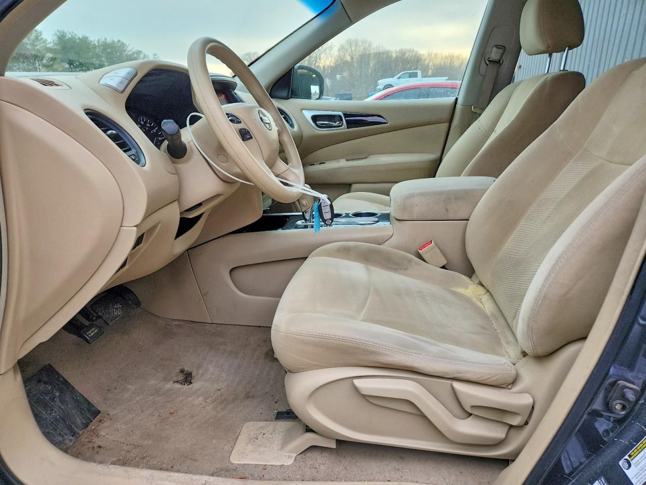 2013 Nissan Pathfinder s