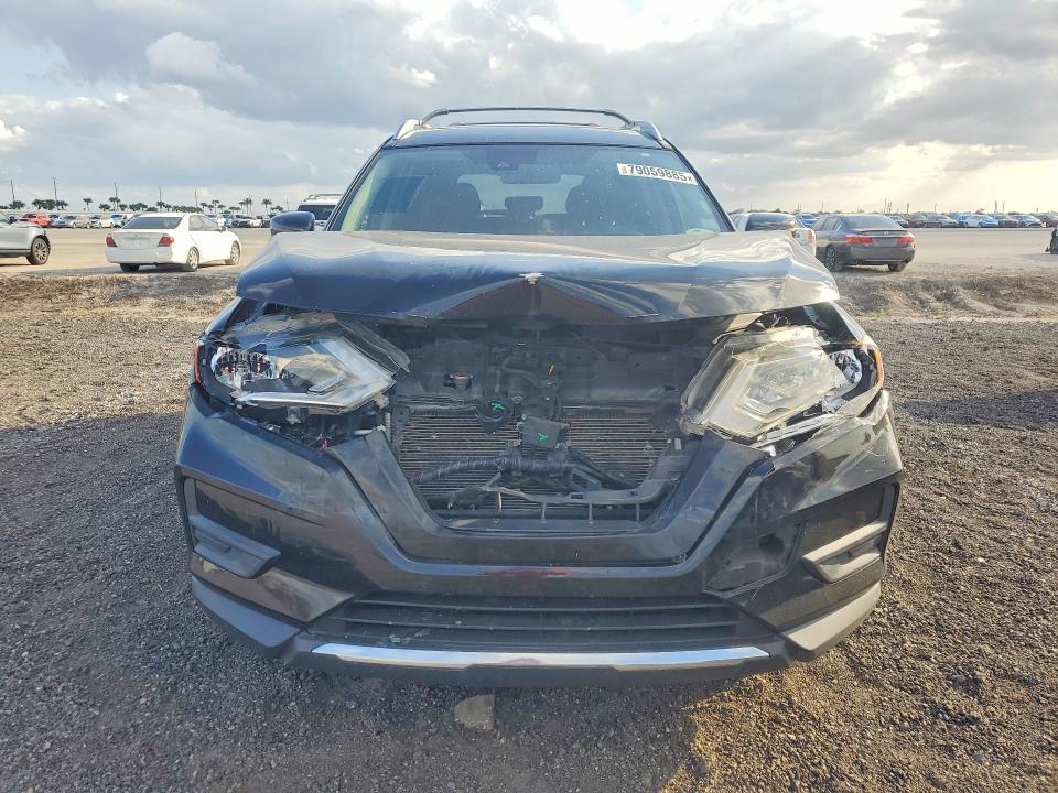 2019 Nissan Rogue sv