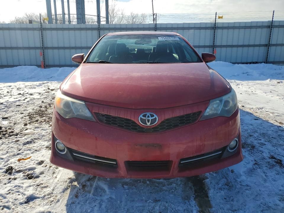 2014 Toyota Camry l