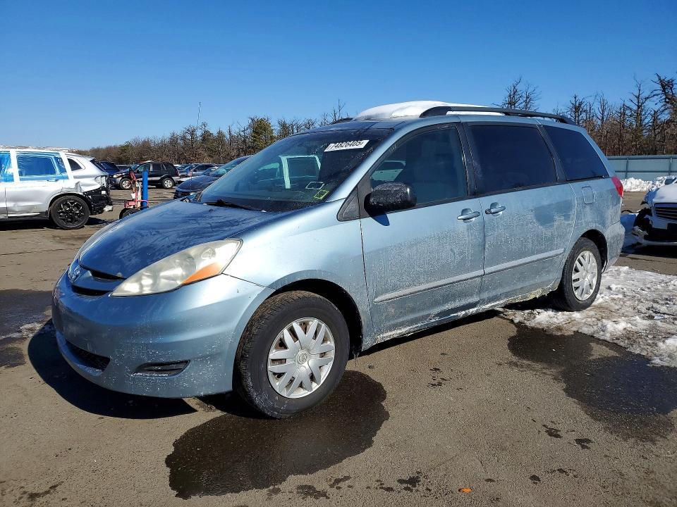 2007 Toyota Sienna ce