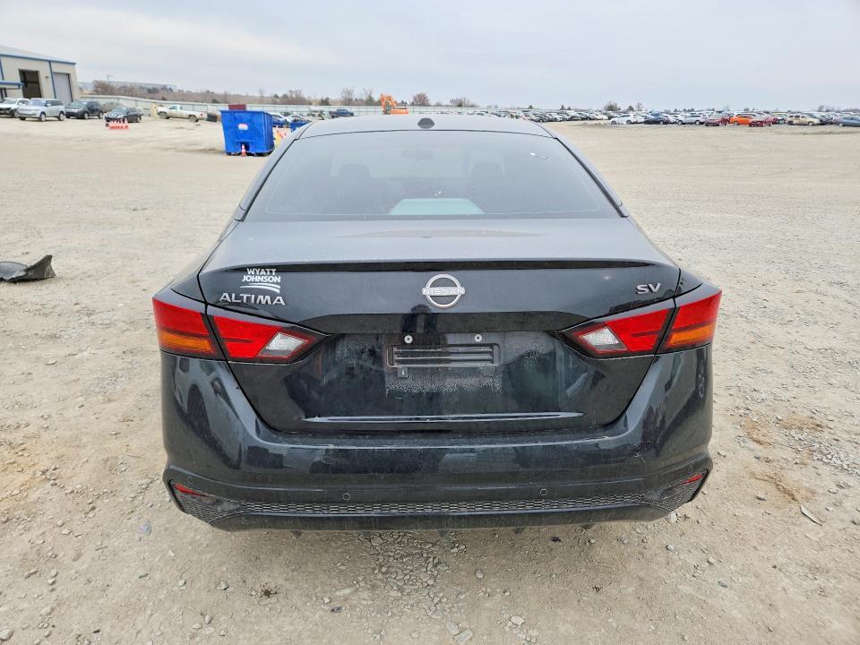 2024 Nissan Altima 2.5 sv