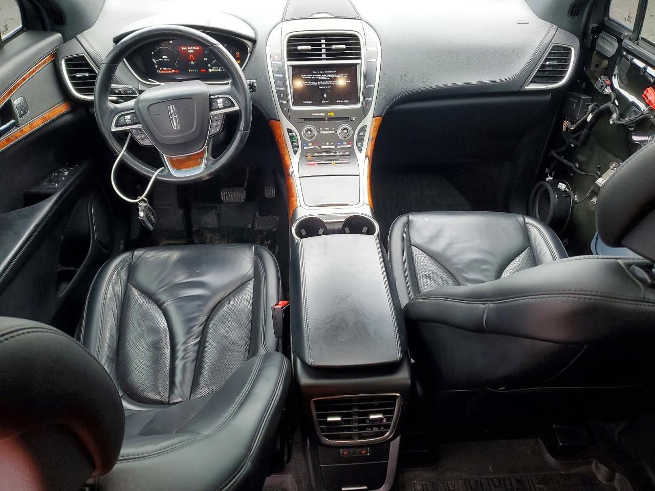 2019 Lincoln Nautilus Select