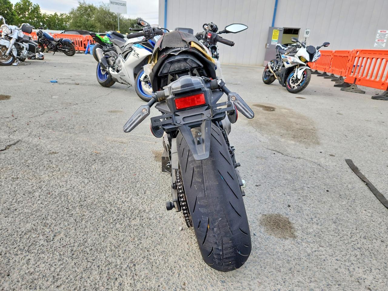 2024 Yamaha MTM890 C