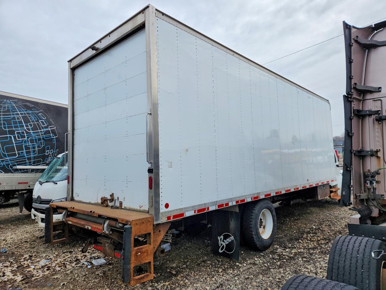 2016 Freightliner Business Class M2 BOX Truck