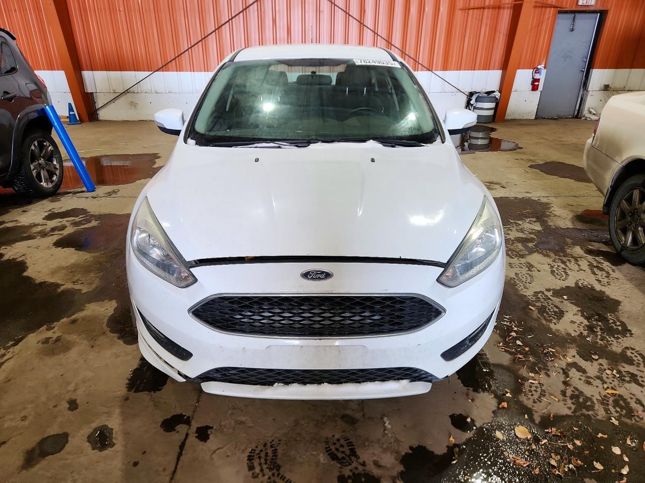 2016 Ford Focus se