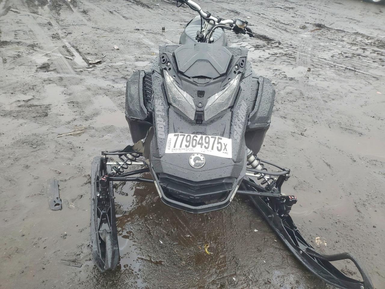 2021 Skidoo 2021 Skid RENEGADEENDRO600R