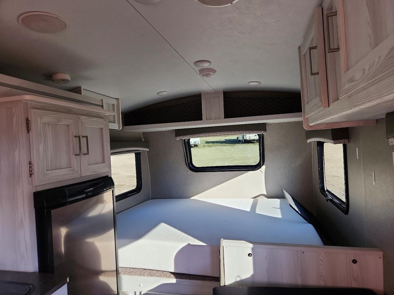 2019 Foresriver 2019 Forest River Rockwood GEO PRO Camper