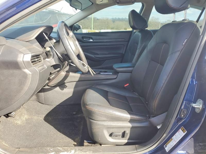 2020 Nissan Altima sr