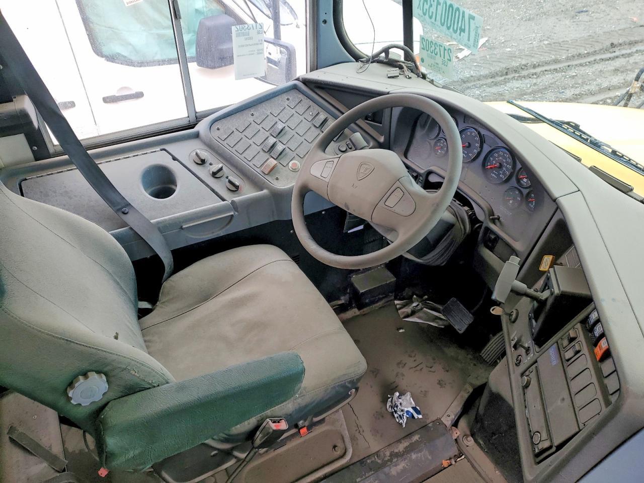 2014 Ic Corporation 3000 CE