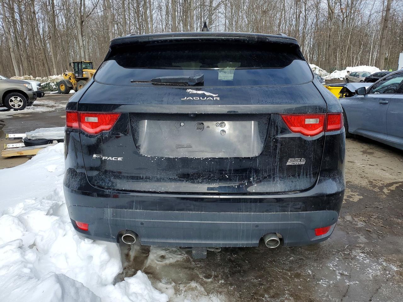 2018 Jaguar F-pace Premium