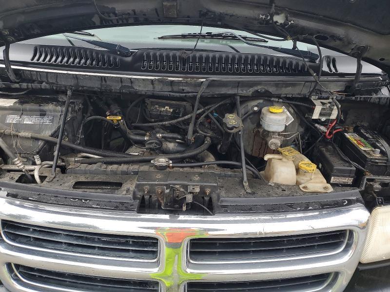 2002 Dodge Ram van B1500