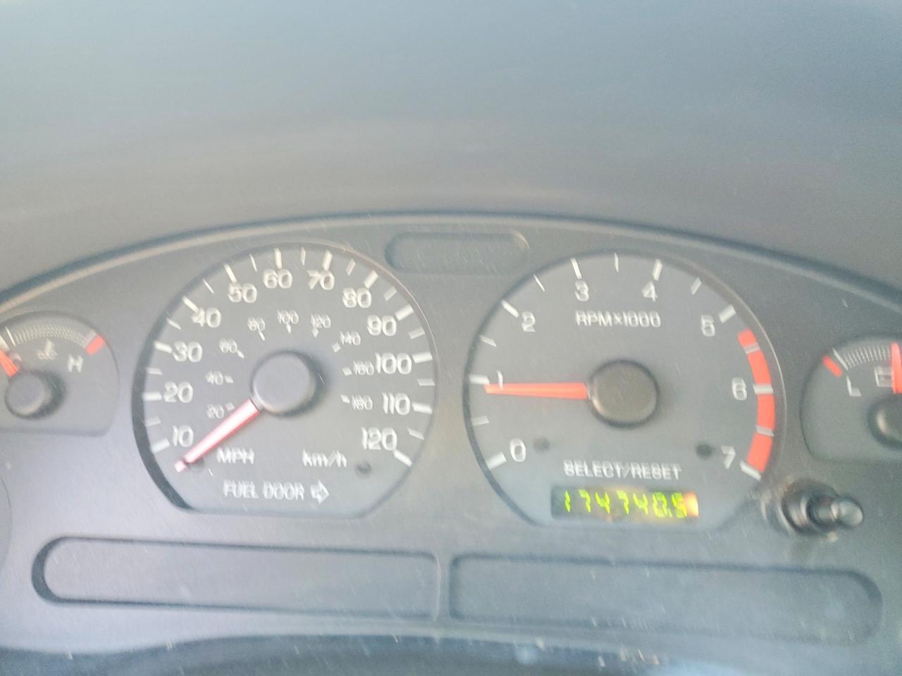 2004 Ford Mustang