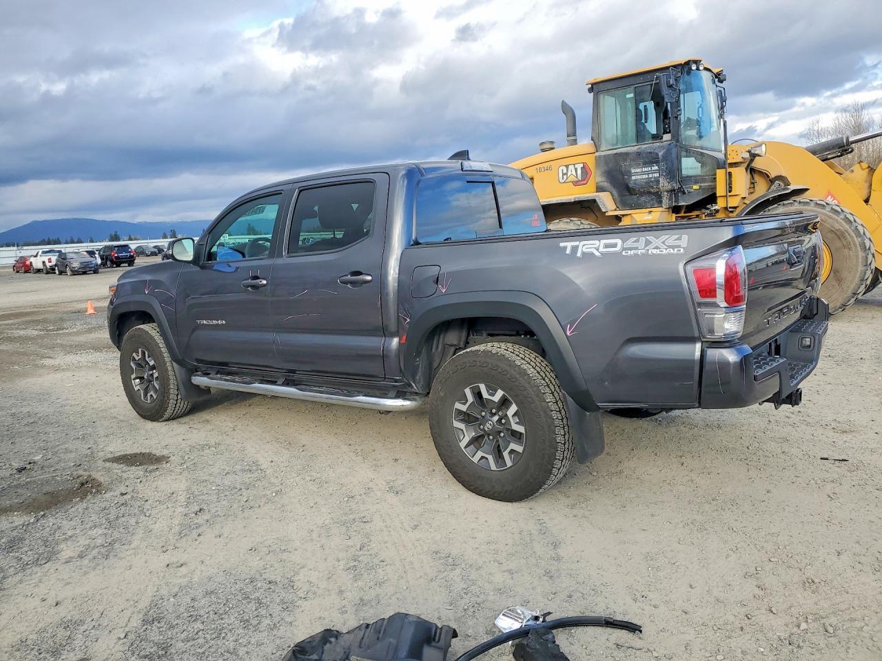 2022 Toyota Tacoma TRD OFF-Road