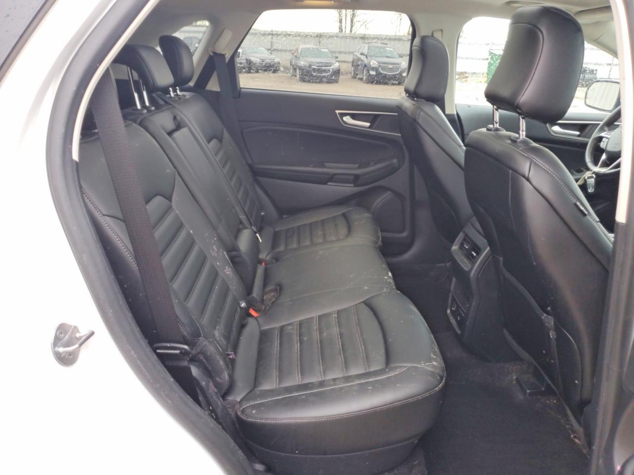 2021 Ford Edge sel