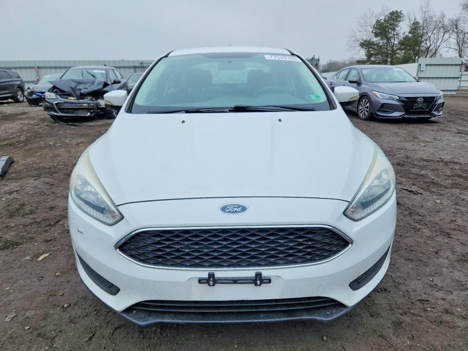 2016 Ford Focus se