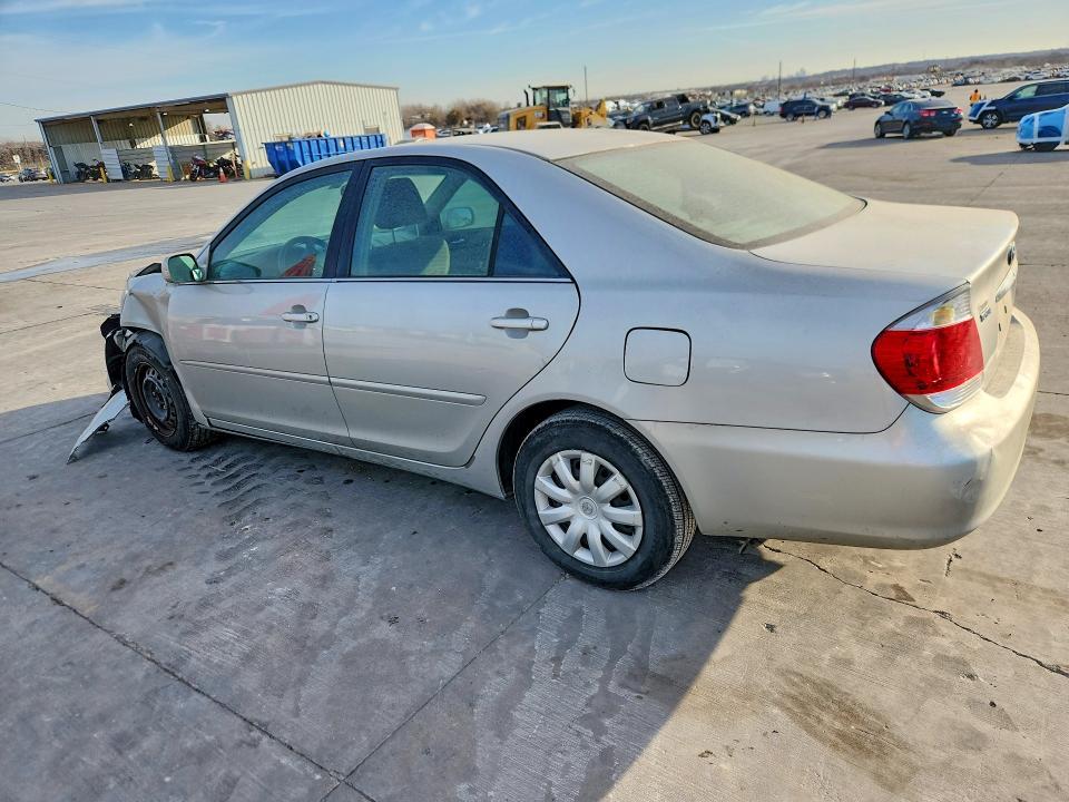 2006 Toyota Camry le