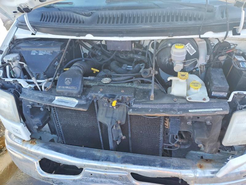 2000 Dodge RAM Van B3500