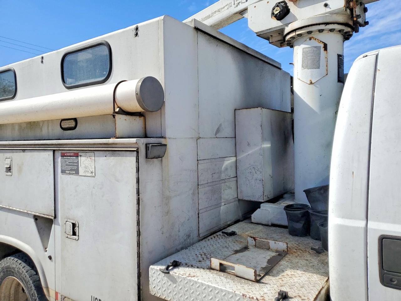 2005 Ford F550 Super Duty Bucket Truck
