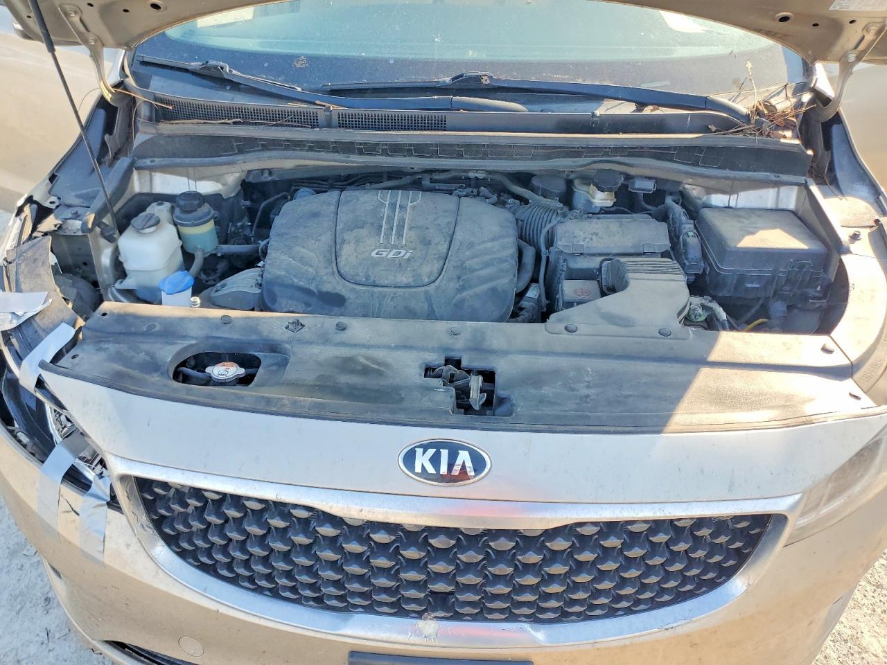 2016 KIA Sedona lx
