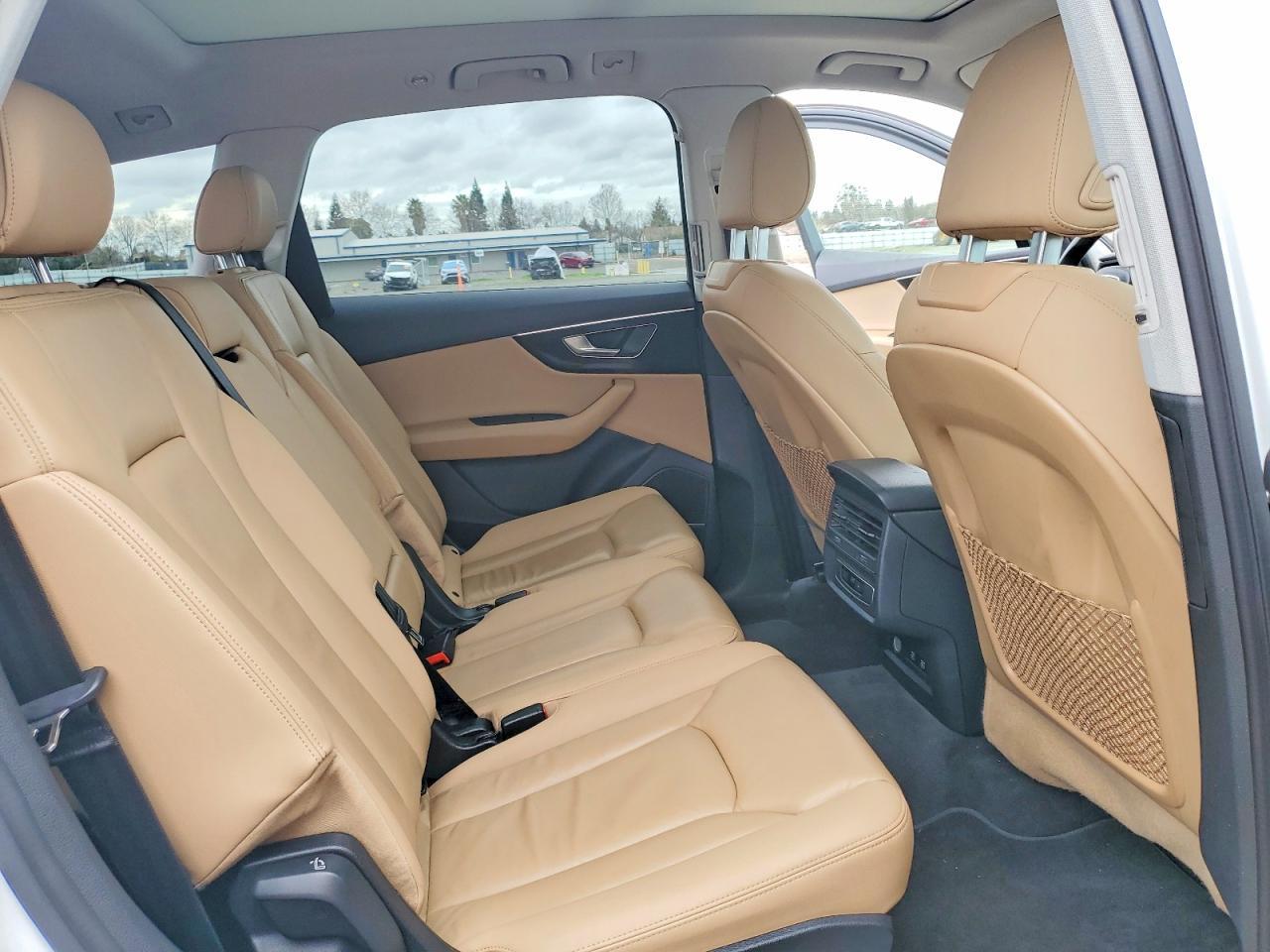 2021 Audi Q7 Premium Plus