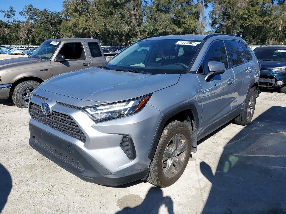 2024 Toyota Rav4 xle